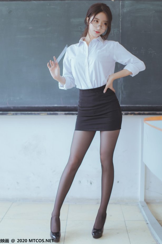 喵糖映画 VOL.282 OL黑丝教师制服 [29P/217MB]