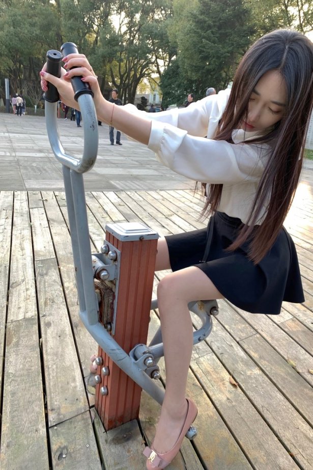 网红哈比@丝袜美腿微博合集6 [180P/135M]