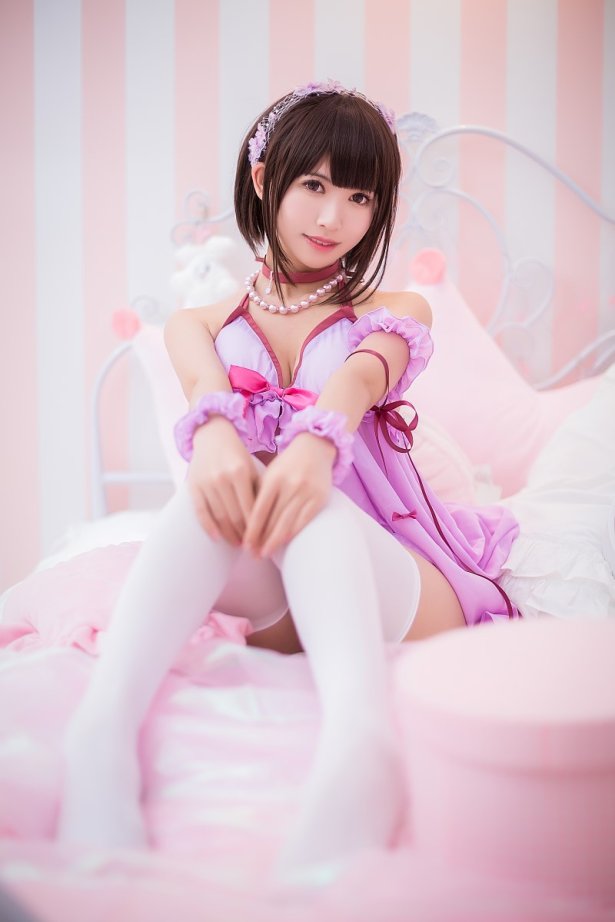 网红Coser@鳗鱼霏儿 – 睡衣[9P/106MB]