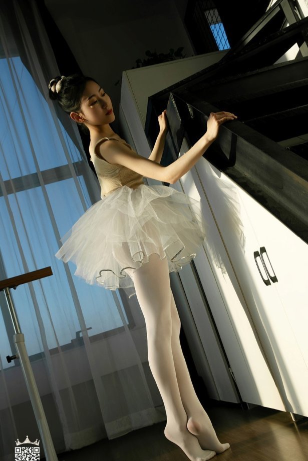 [零度摄影] No.108 职业模特 贝妮 [58P/51MB]