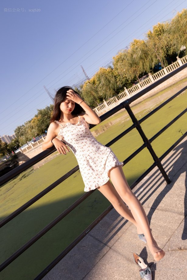 [LSS山茶摄影]NO.247 丝袜穿搭90 [67P/454MB]