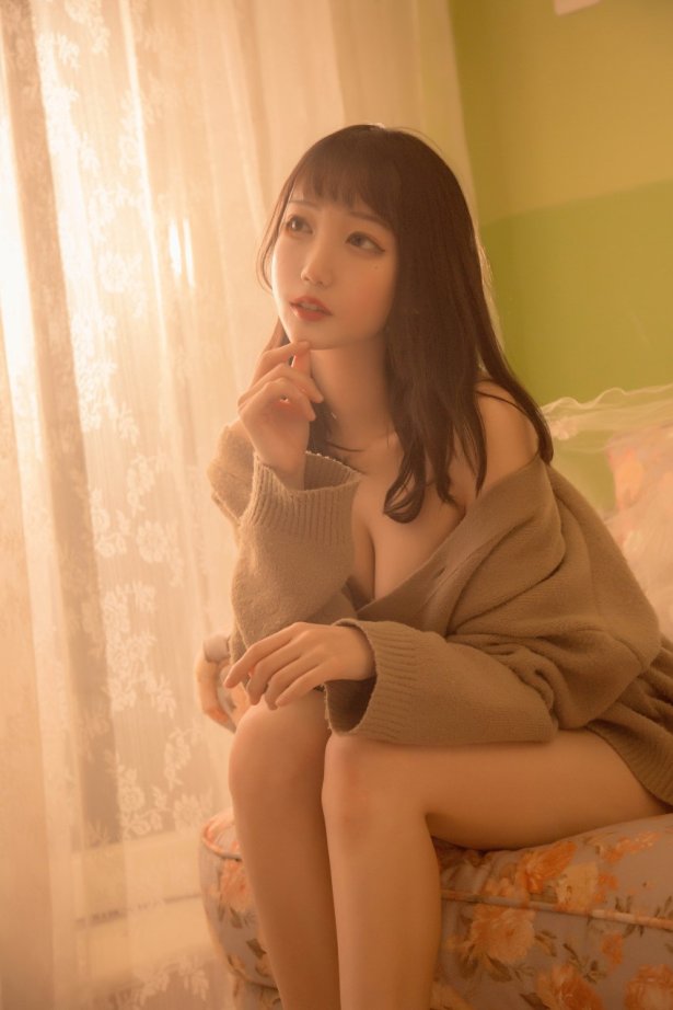 周叽是可爱兔兔 - 复古毛衣[19P/163MB]