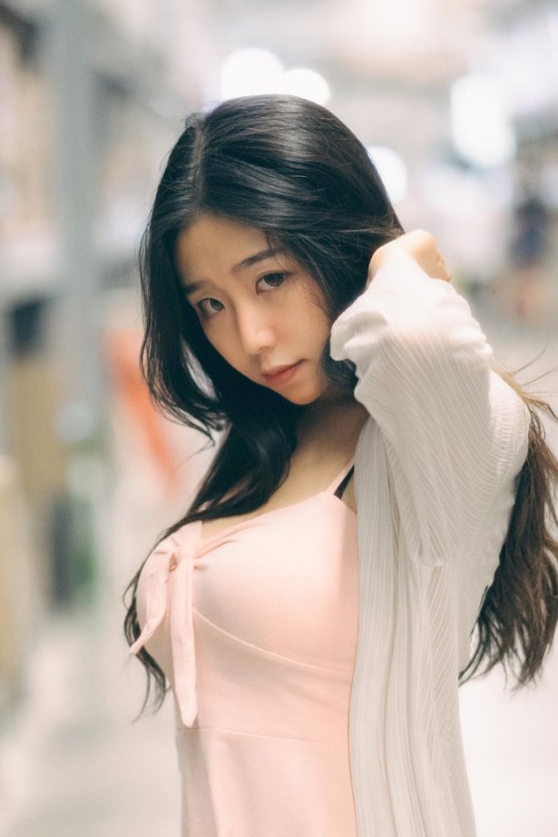 网红COS 穆零Mu0 宜家 [9P/4MB]