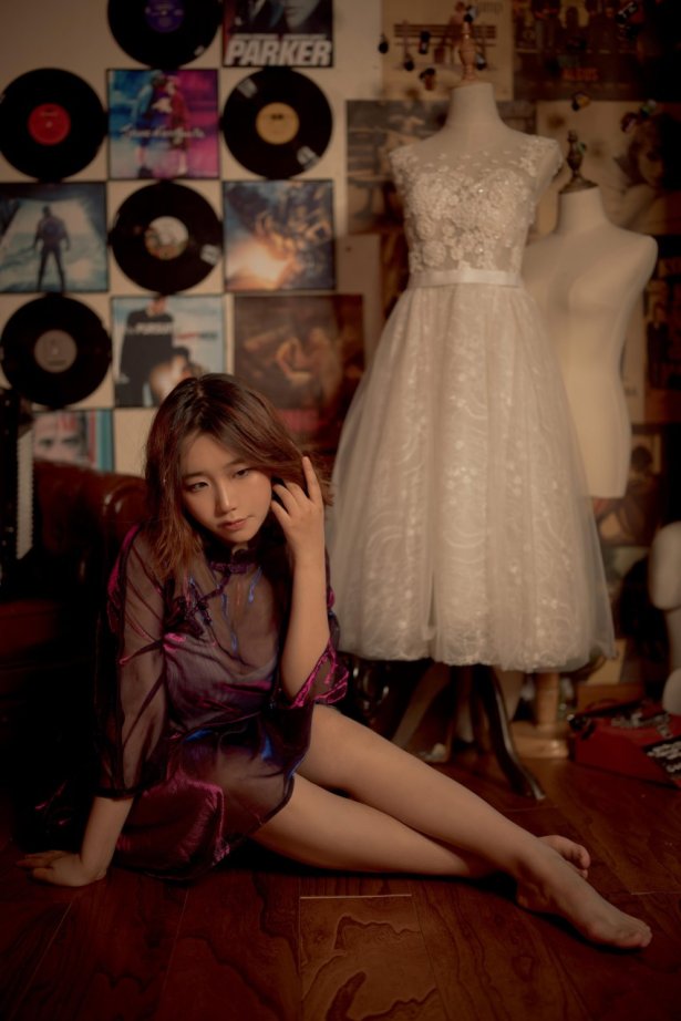 网红COS 穆零Mu0 旗袍 [13P/19MB]