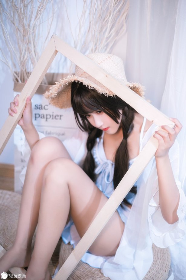 三度_69 - 房间里的夏天 [42P/450MB]