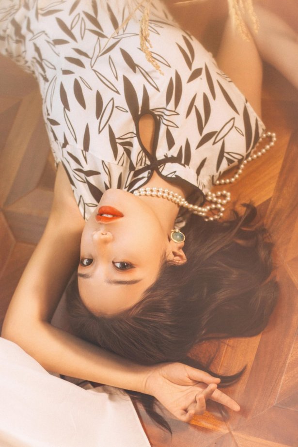 穆零Mu0 - The White Rose [13P/25MB]