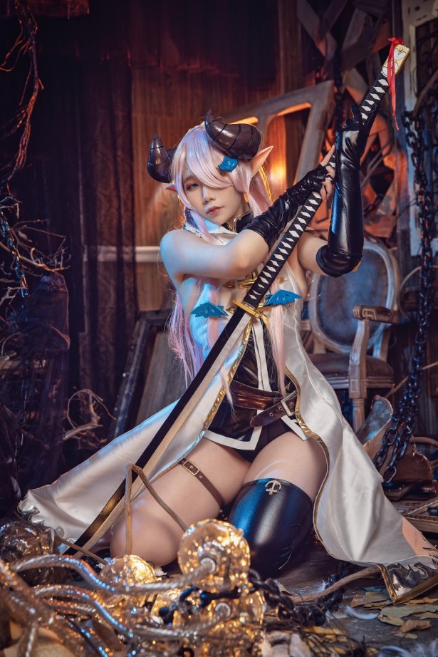 麻花麻花酱  - 娜梅露娜[9P/211MB]