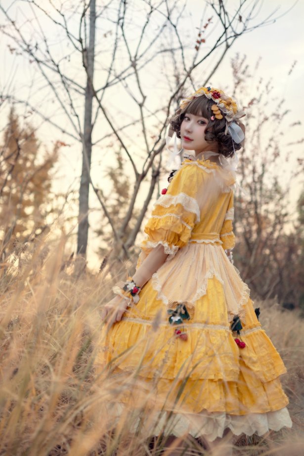 阿包也是兔娘 - lolita黄裙[12P/97MB]