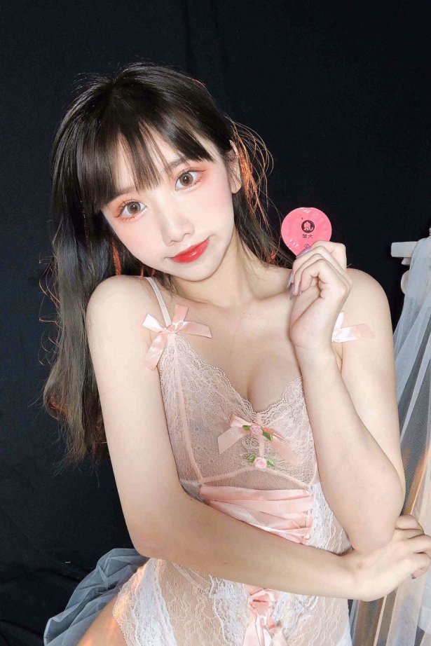 果咩酱w – 春天 [24P/1V/163MB]