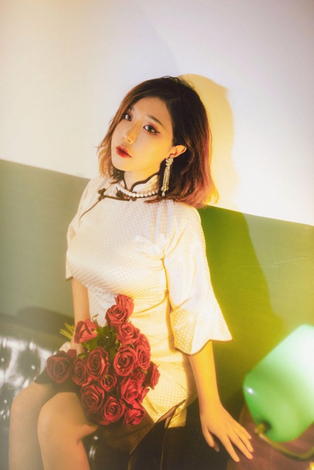 穆零Mu0 - 红玫瑰 [10P/21MB]