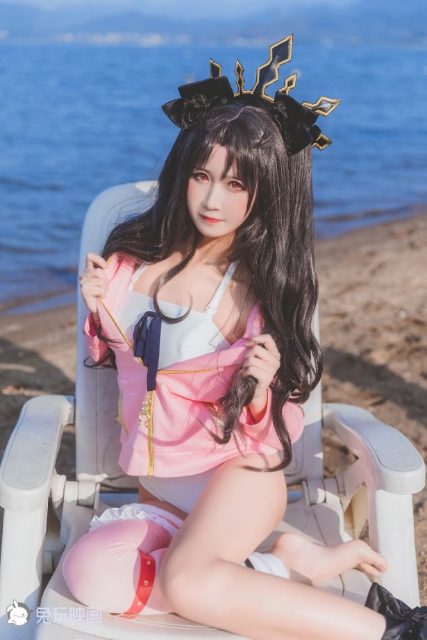 三度_69-泳装凛 [42P/466MB]