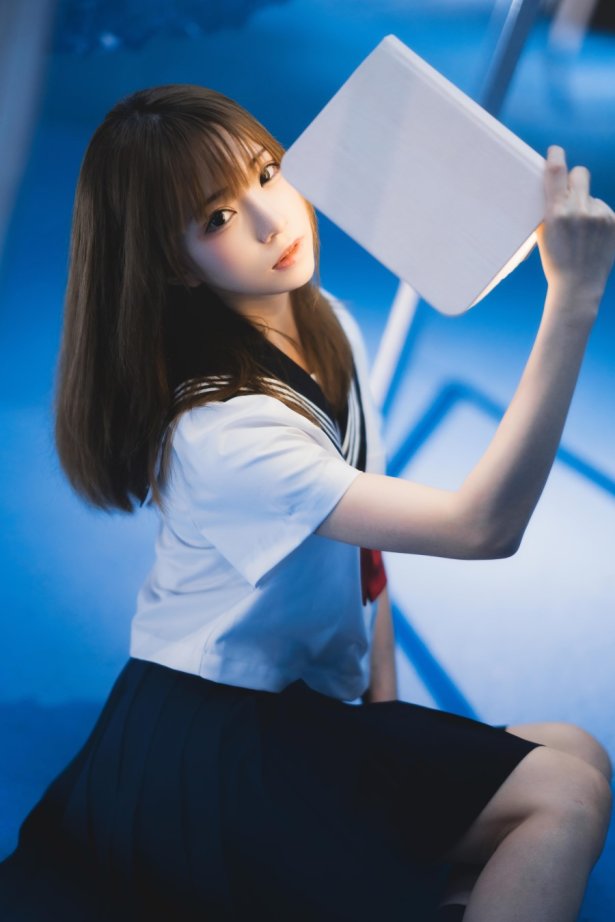 绮太郎Kitaro – 十分之七的蓝 [25P/68MB]