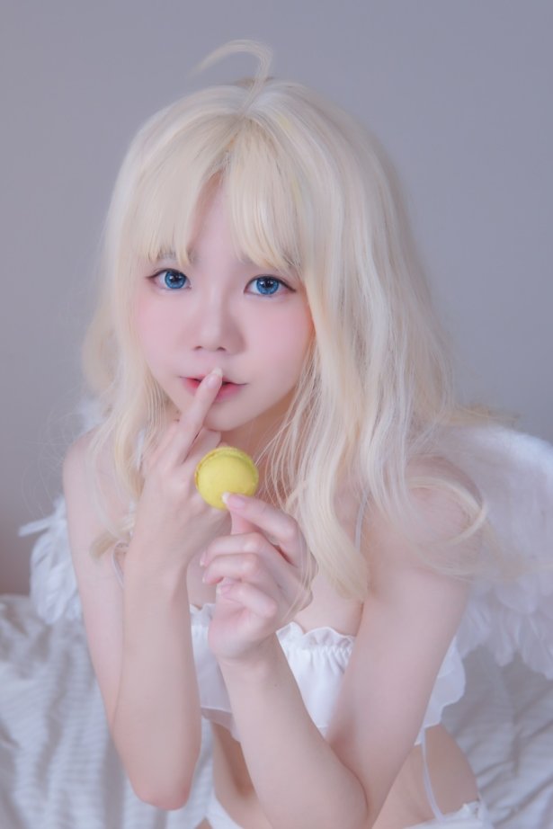 Sally Dorasnow – Filo [19P/98MB]