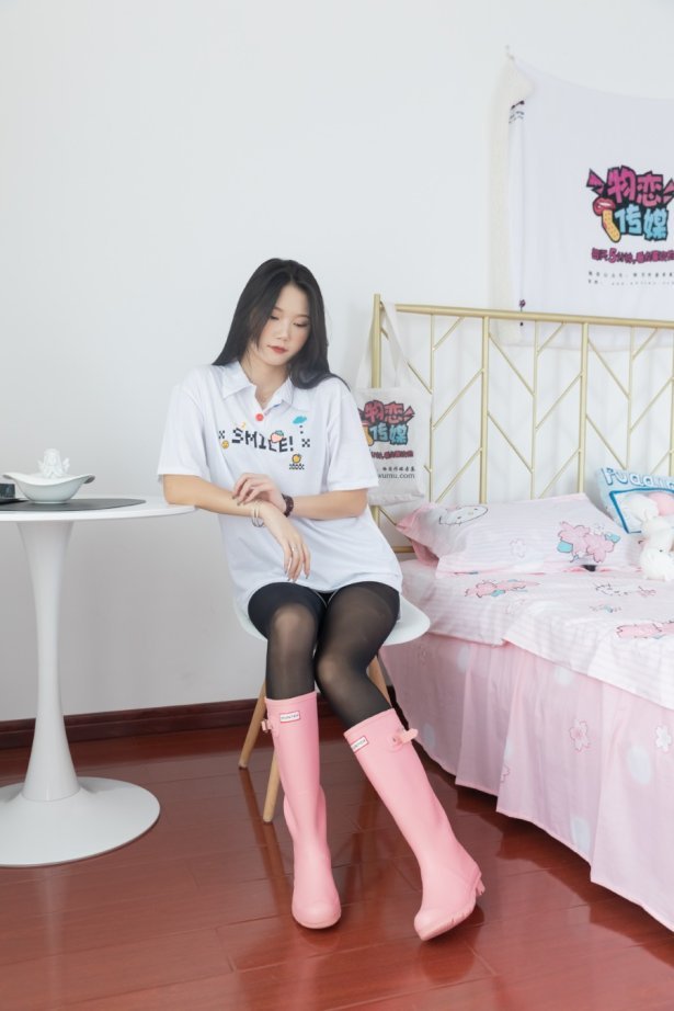 物恋传媒 NO.913 小竹-黑色旋律[180P/1V/4.30GB]