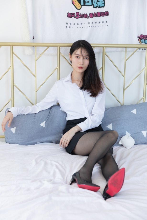 物恋传媒 NO.898 猫耳-风的契约[143P/1V/3.60GB]