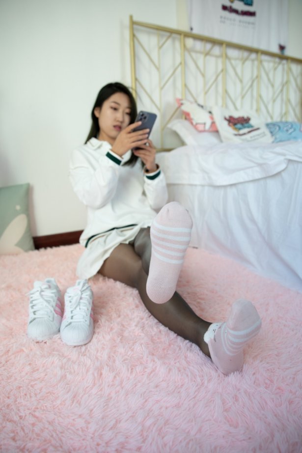 物恋传媒 NO.889 雅梦-落叶的轨迹[168P/1V/3.80GB]