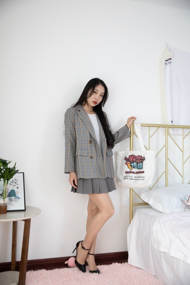 物恋传媒 NO.922 璐璐-诗歌与风[187P/1V/4.18GB]