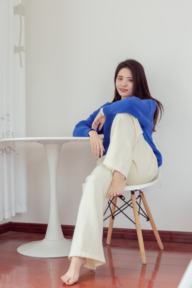 物恋传媒 NO.965 然然-树下的故事[142P/1V/4.30GB]