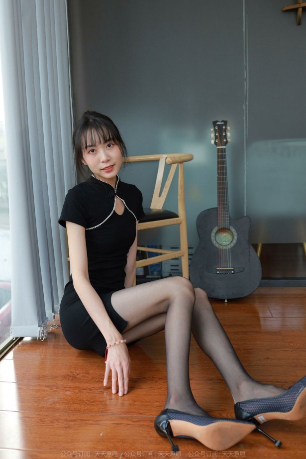 [IESS异思趣向] 耽丝 220123 团团的旗袍短裙 [93P/119MB]