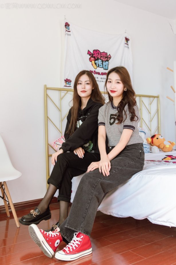 物恋传媒 NO.1015 闺蜜[139P/1V/4.32GB]