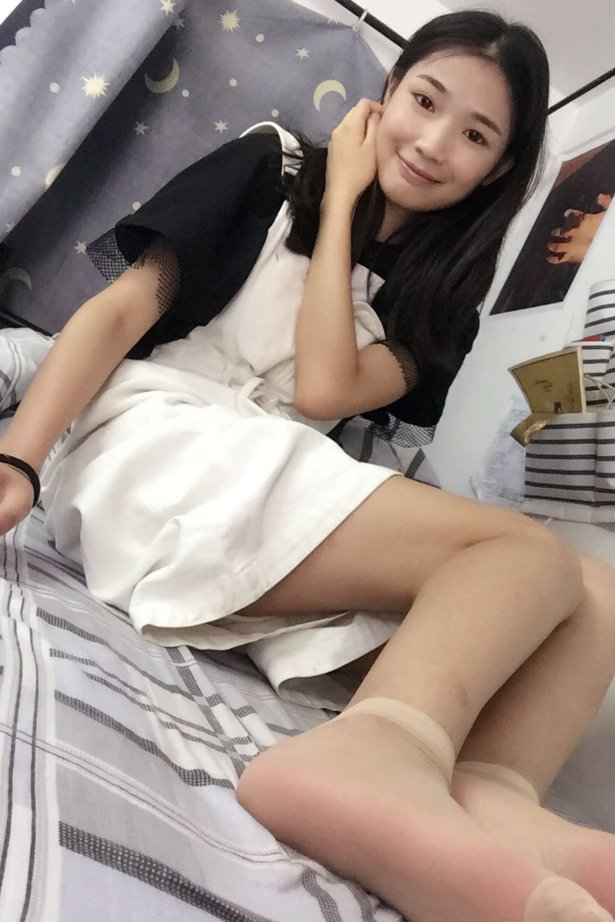 学妹校园寝室短丝系列027期 陆晓芸 [65P/110MB]