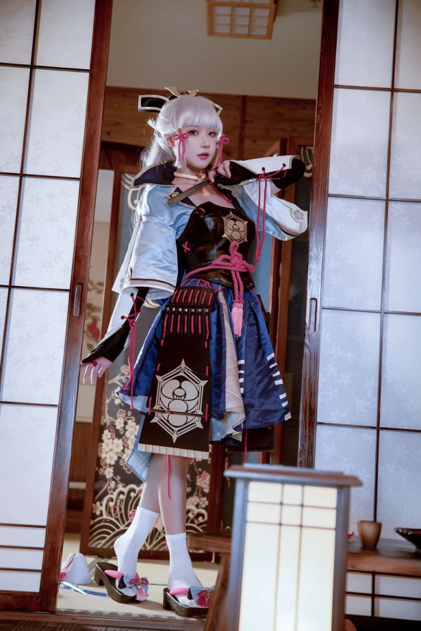 动漫博主阿包也是兔娘 – 神里凌华 [25P/388MB]