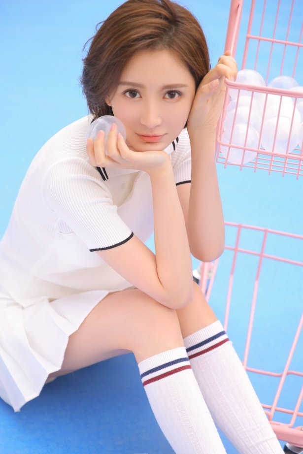 [YALAYI雅拉伊] 2022.04.25 NO.924 活力四射[35P/248MB]