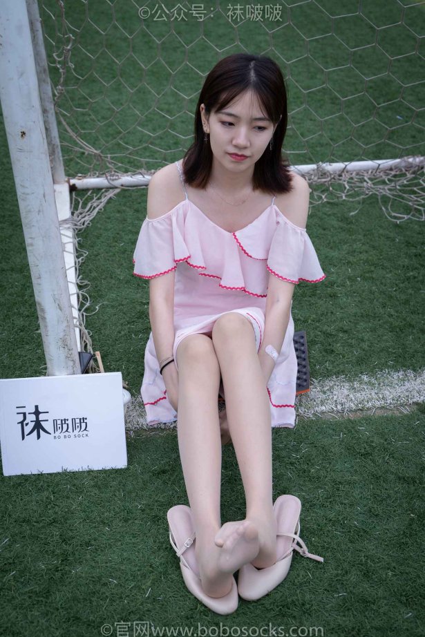 [BoBoSocks袜啵啵]NO.057 小甜豆-高跟鞋、肉丝 [135P/1V/7.79GB]