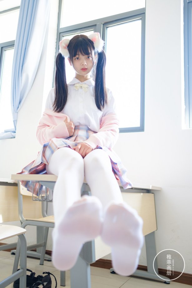 柴系小乖(稚乖画册) - 夜夜 80D 白丝JK [63P/1V/814MB]