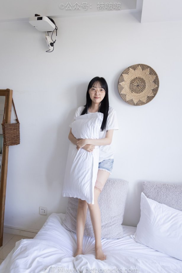 [BoBoSocks袜啵啵]NO.086 稚予-平底鞋、过膝肉丝[130P/1V/4.97GB]