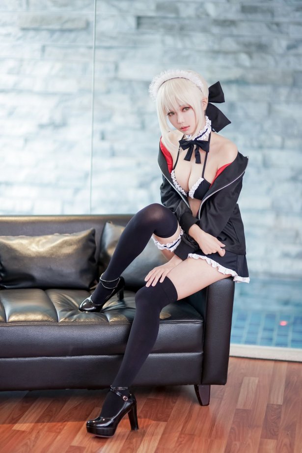 Ely_eee(ElyEE子) - 贞德女仆[24P/75MB]