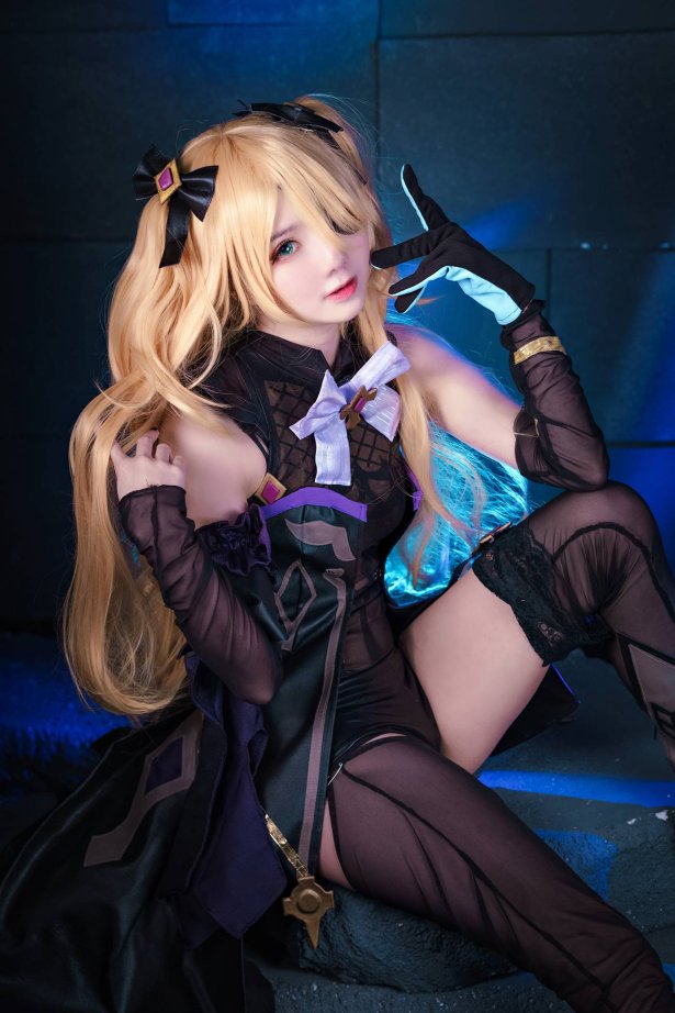 Sally Dorasnow  - Fischl[31P/98MB]