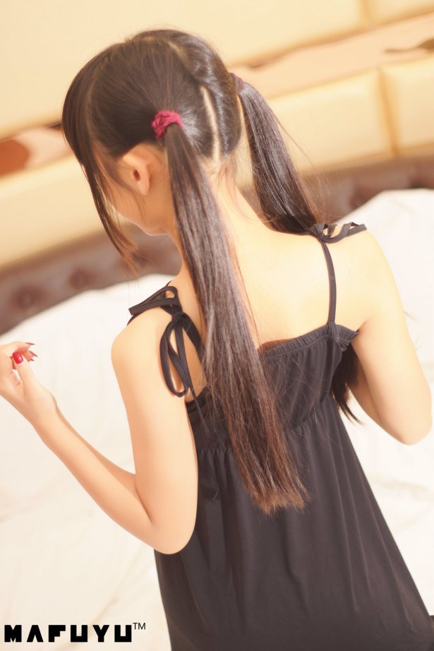 神楽板真冬 - 裸足系列套图[111P/1.53GB]