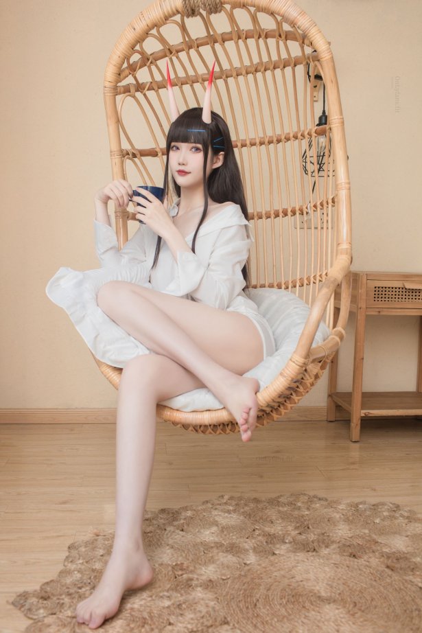 花兮_honoka - 能代 宁静的六叠间[18P/393MB]