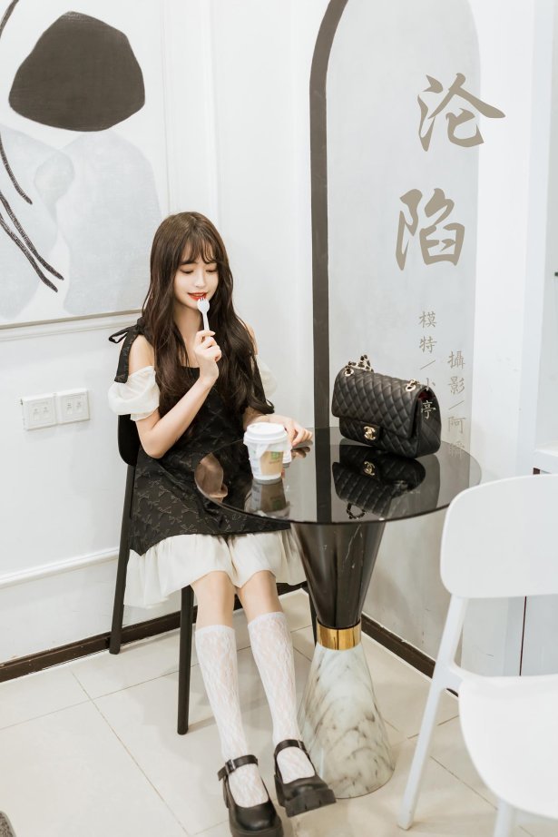 [YALAYI雅拉伊]2022.09.26 NO.976 沦陷 小亭[45+1P/445MB]