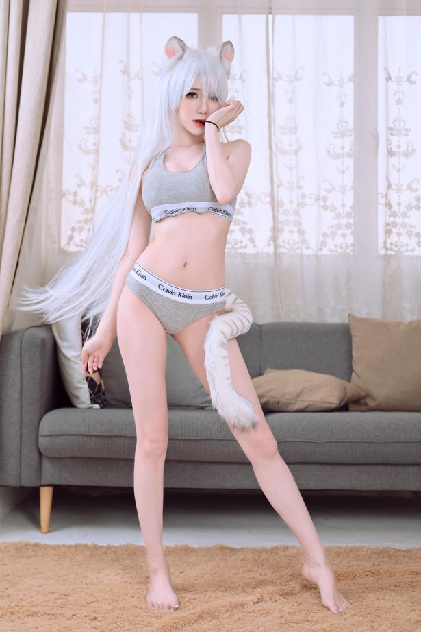 Sally Dorasnow - Calvin Klein[54P/304MB]