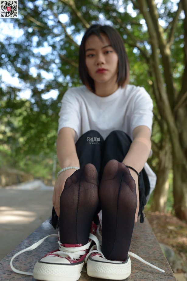 [只糖原创]NO.579 彤彤 生有热烈，藏于俗常[155P/1V/1.08GB]