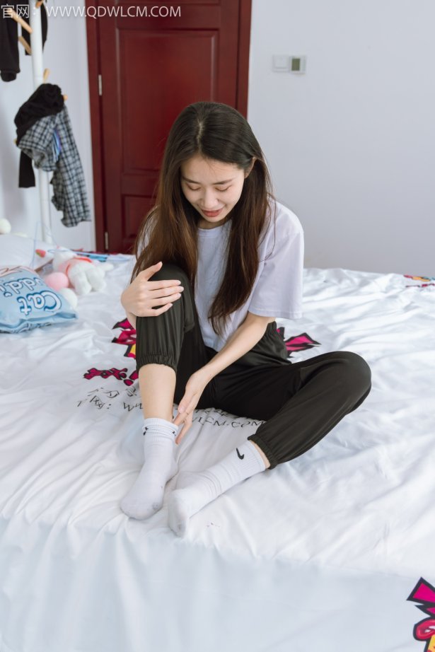 物恋传媒 NO.1274 菜菜-岁岁年年[153P/1V/4.16GB]