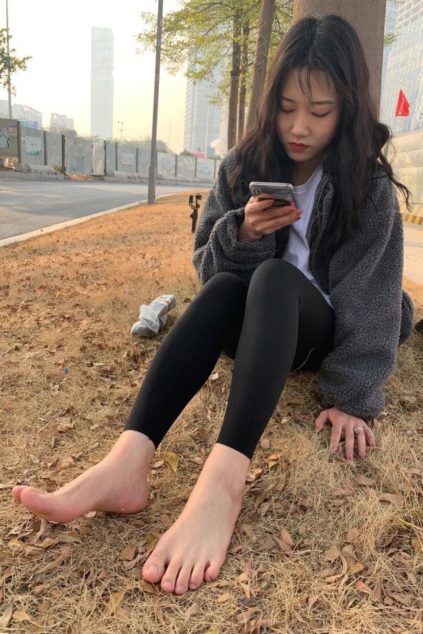 [见新摄影]NO.023 鲨鱼裤 皮靴 小可[230P/3V/1.94GB]