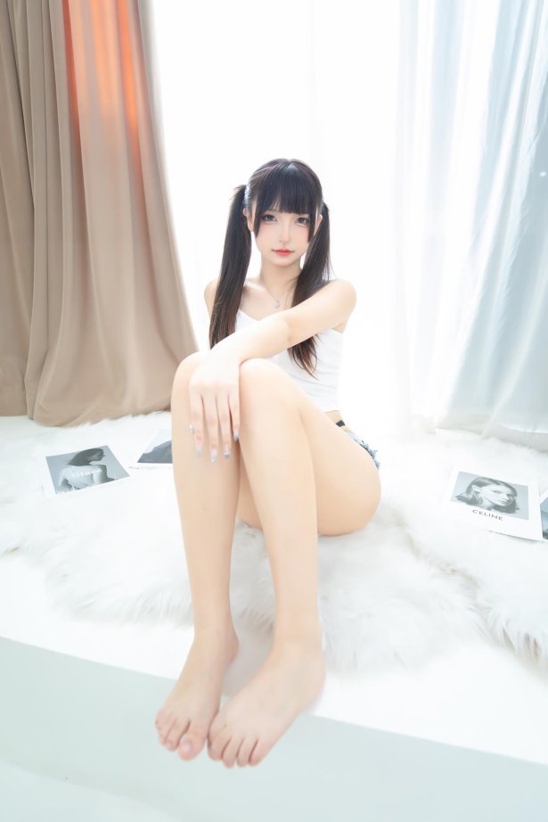 萝莉神楽板真冬  牛仔兔兔 [75P/152MB]