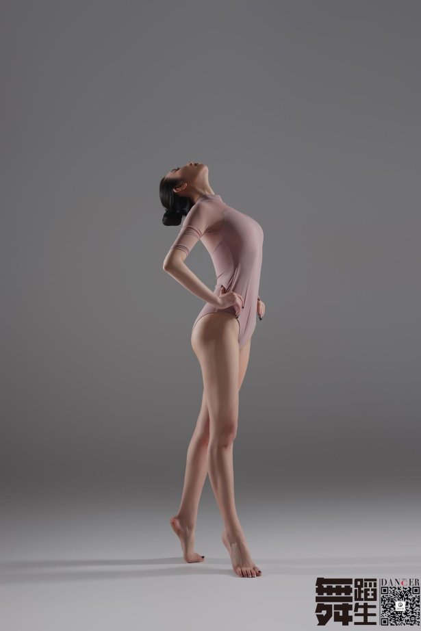 舞蹈生日记 2022.03.25 幻影[44P/295MB]