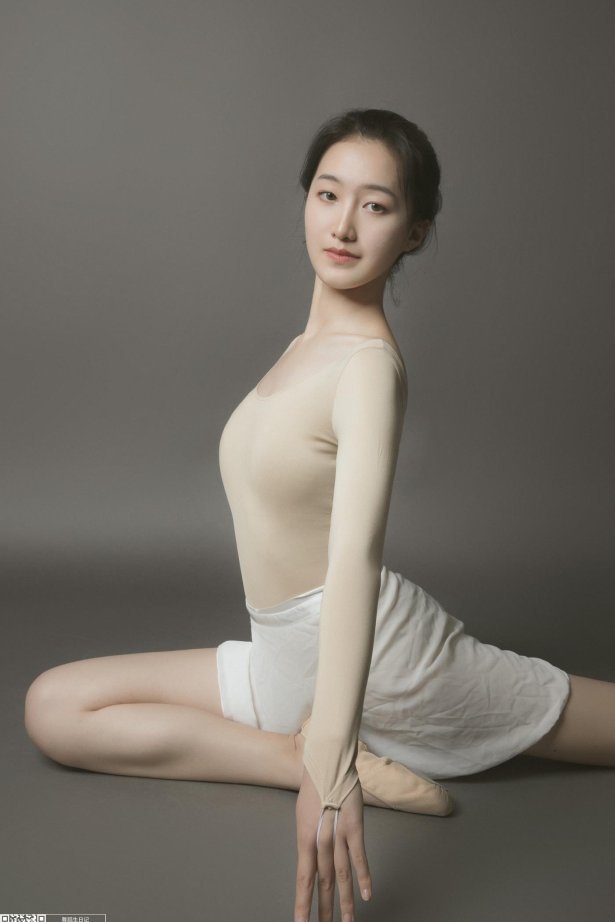 [GALLI嘉丽]舞蹈生日记 - 欣美[35P/113MB]