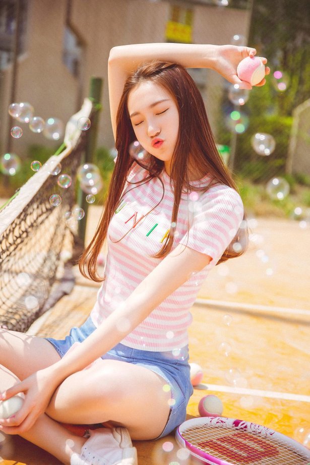 [YALAYI雅拉伊] 2022.10.21 NO.981 飘逸身姿[30P/688MB]