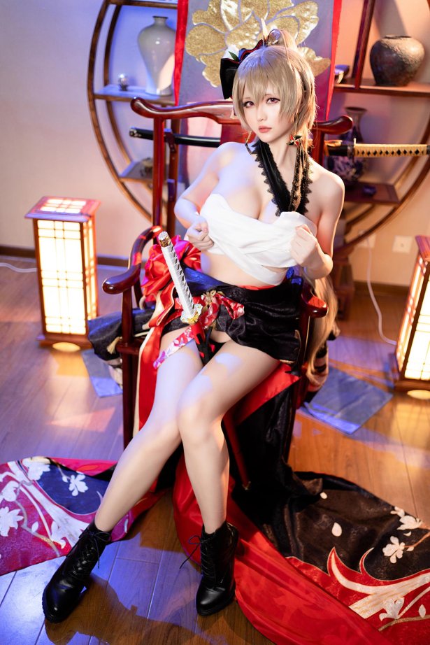 Coser小姐姐星之迟迟 碧蓝航线 让巴尔 [43P/207MB]