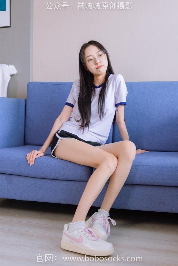 [BoBoSocks袜啵啵]NO.147 稚予-空军一号板鞋、白棉袜、体操服[139P/1V/5.72GB]