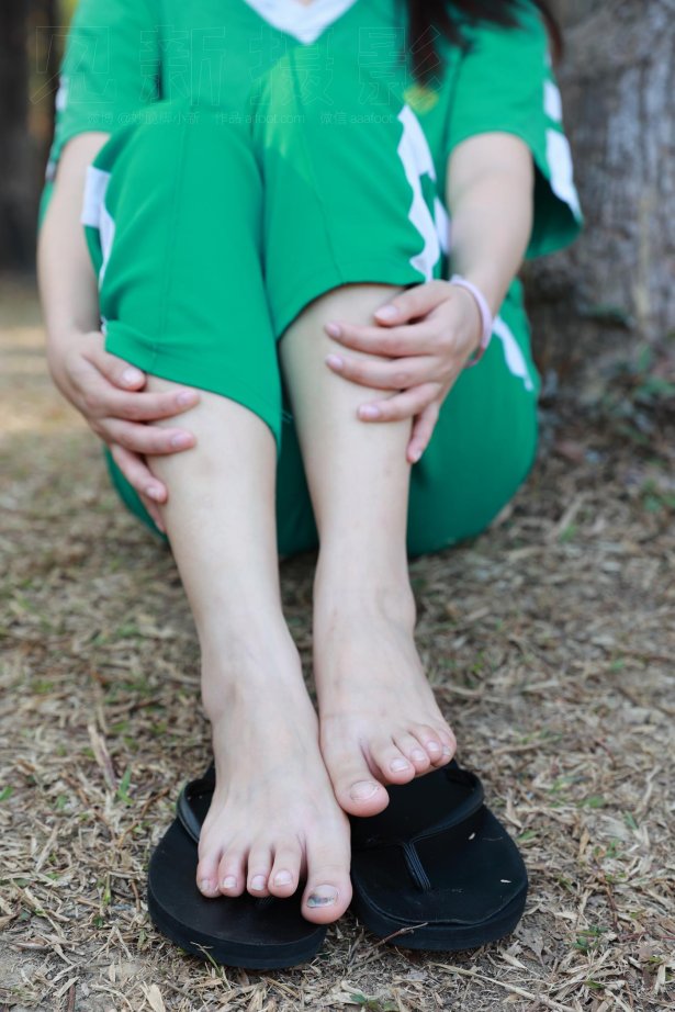 [见新摄影]NO.043 与小姐姐约拍植物园，逆光真的是美极了[270P/1.48GB]