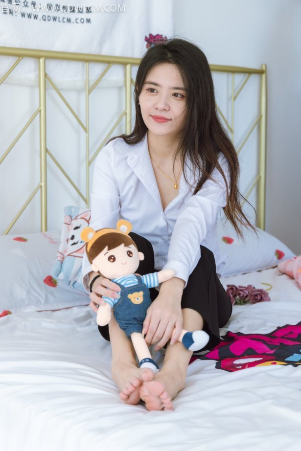 物恋传媒 NO.1333 然然-回忆的沙漏[147P/1V/3.85GB]