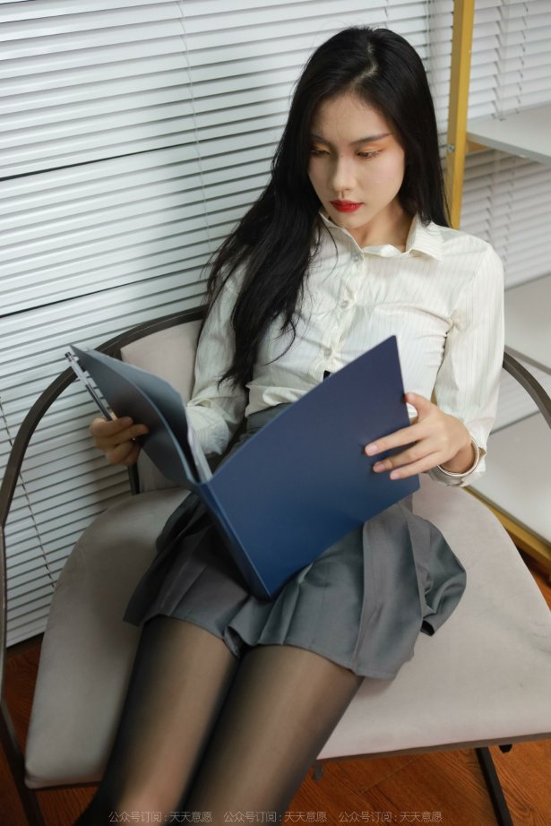 [IESS异思趣向] 耽丝 221027胆胆 [95P/121MB]