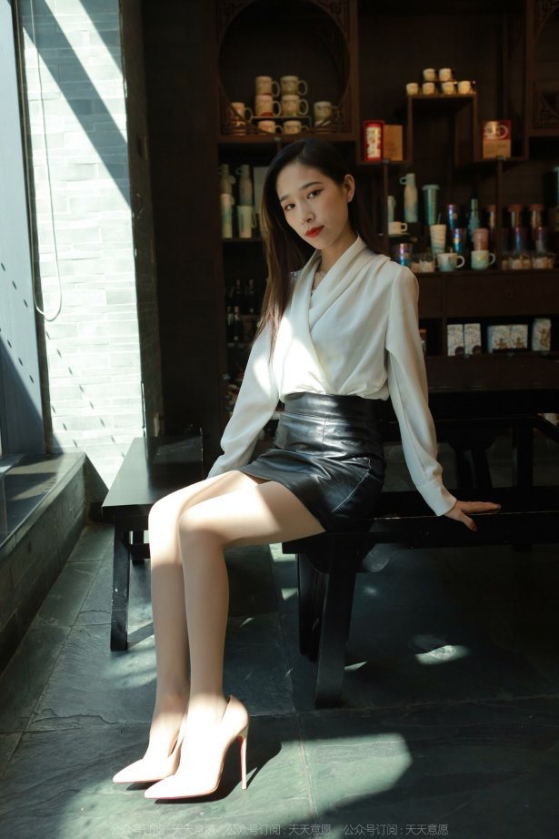 [IESS异思趣向] 耽丝 221009美子 [88P/93MB]