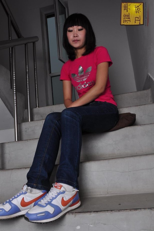 雅典卫城 050 纯情白袜 [82P/82M]